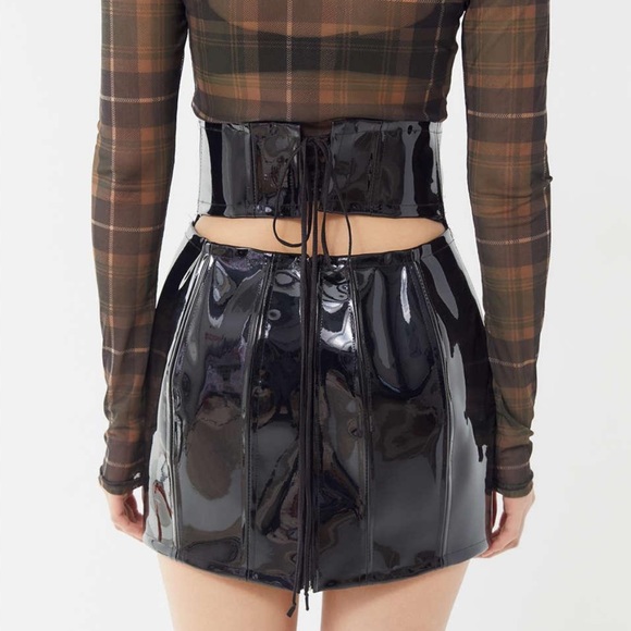 SOLD ON DEPOP From GRAYSCALE vinyl latex corset skirt - Picture 3 of 6